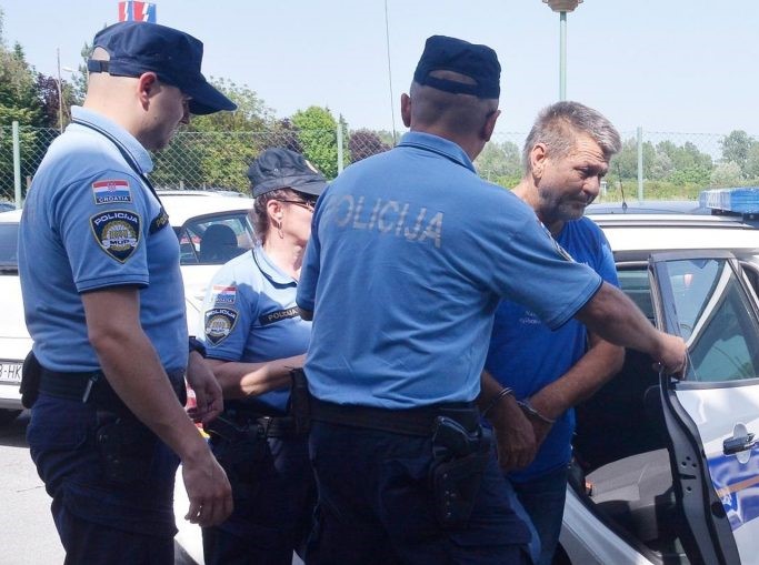 Vozač predan pritvorskom nadzorniku