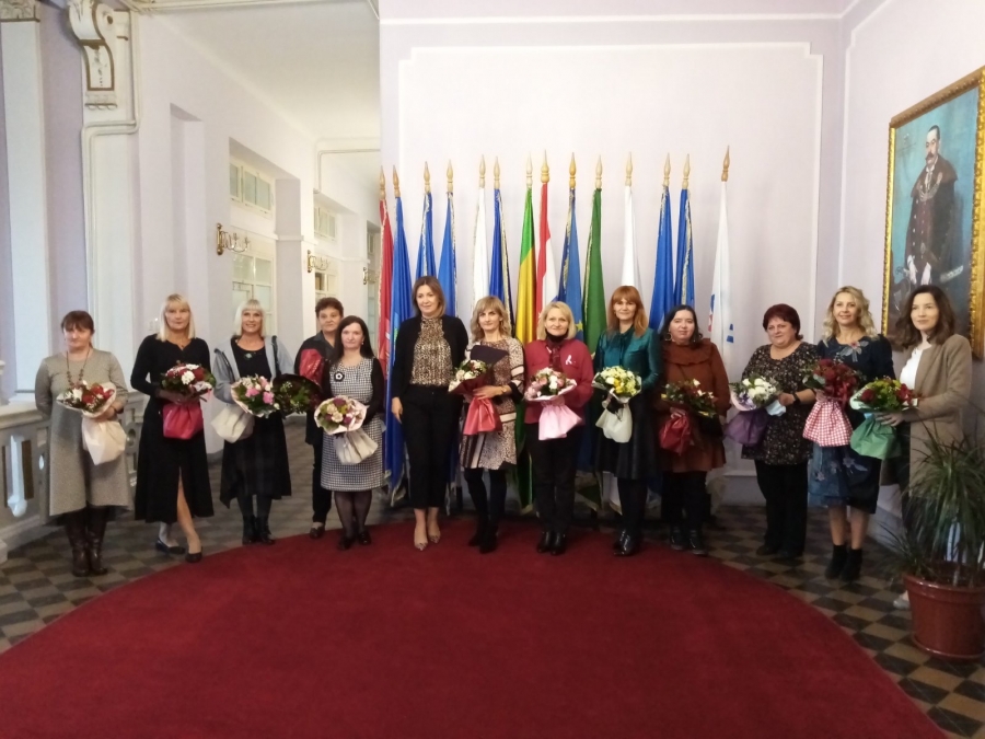 Županica primila nagrađene odgojno  obrazovne djelatnice 