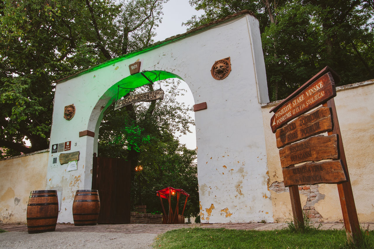 Ispratite ljeto uz dobro vino, tradicionalne delicije i glazbu