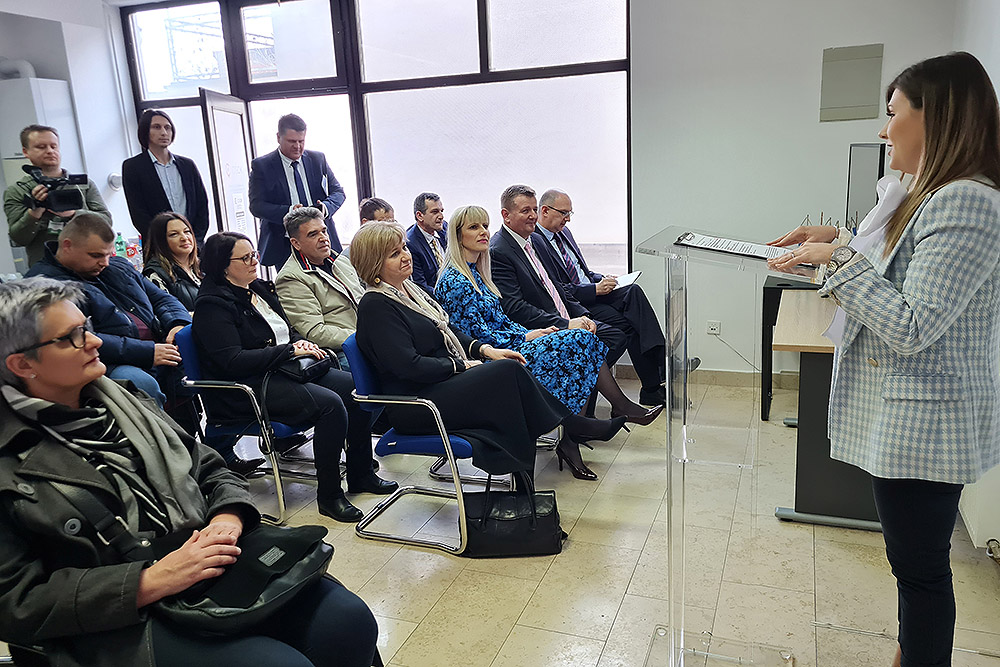 U Virovitici otvoren Centar za informiranje i savjetovanje u karijeri