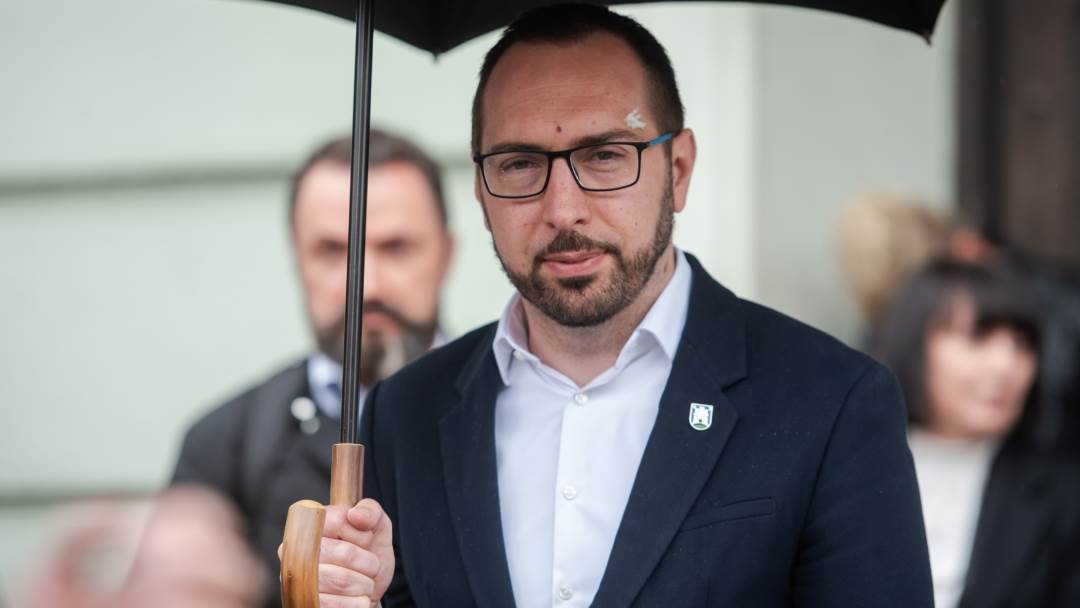 Tomaševiću stiglo otvoreno pismo: �Ovaj klub je veće ruglo od Jakuševca. Kao da smo u Sjevernoj Koreji�