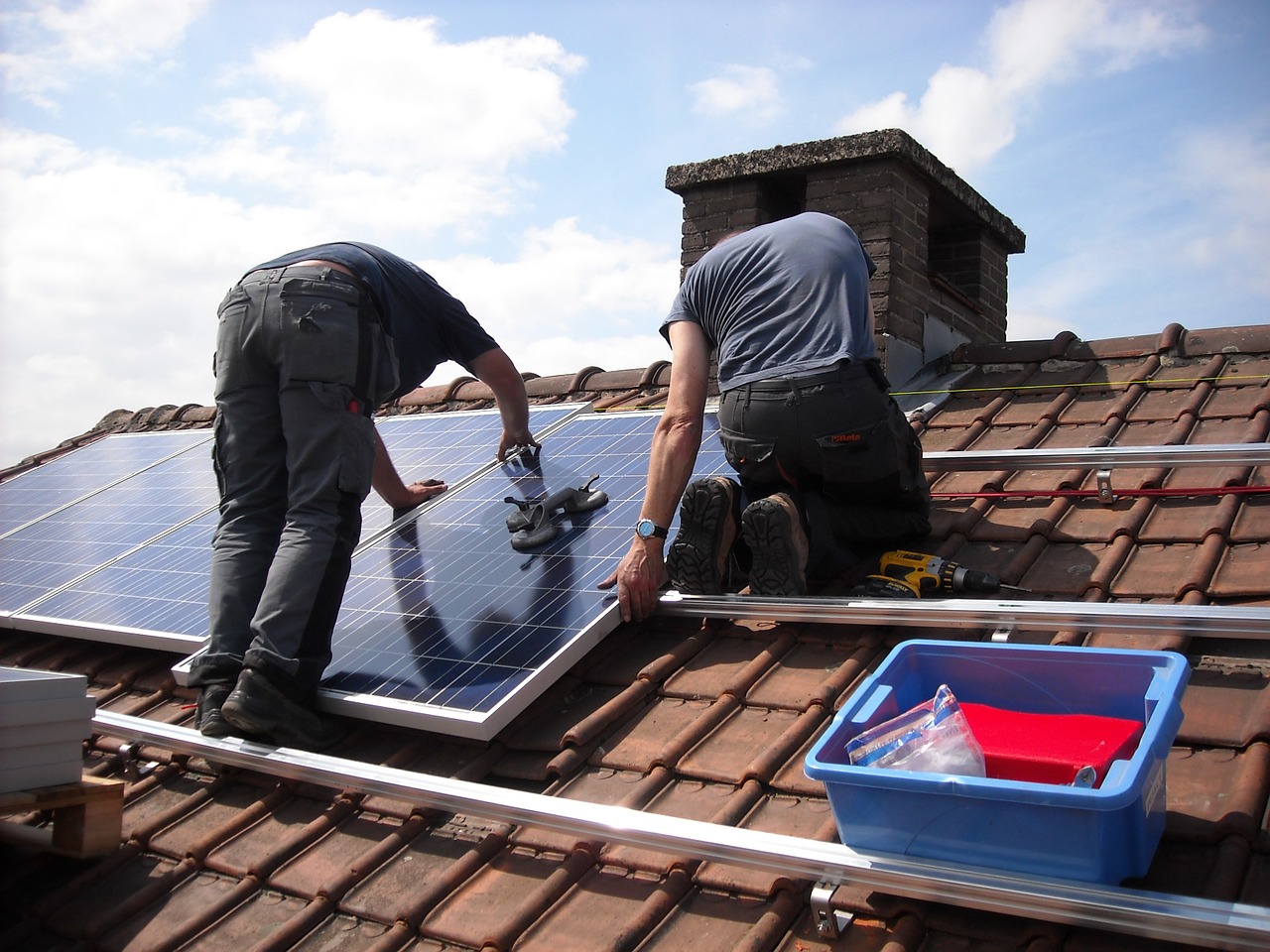 Provjerite isplativost postavljanja solarnih panela na krovove