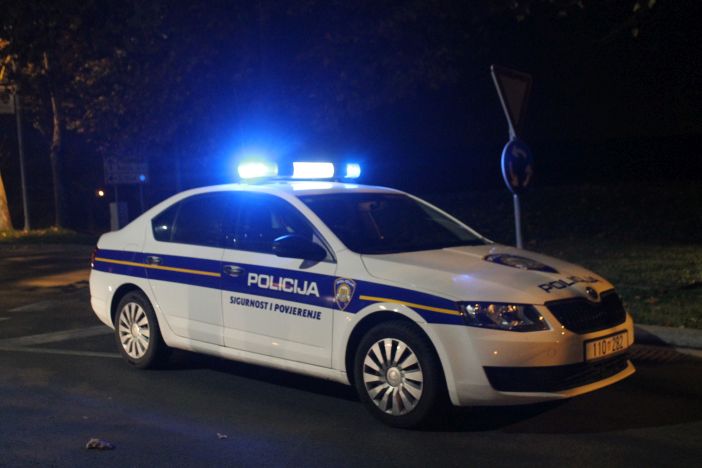 Zbog prekida s djevojkom prijetio joj smrću i pokušao ju zadaviti