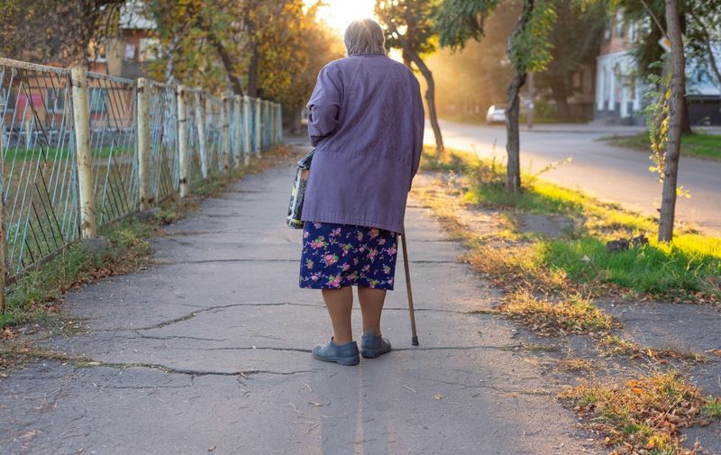 Starija žena završila iza rešetaka nakon sukoba s prolaznicima